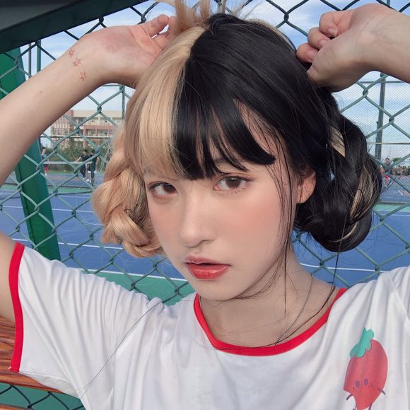 成熟高冷御姐女生头像