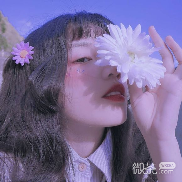 深沉可爱时尚女生头像