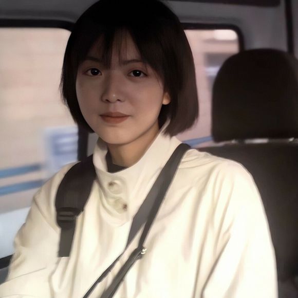 冷酷傲娇时尚女生头像