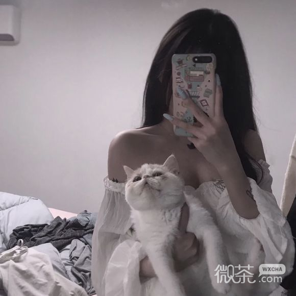 深沉可爱时尚女生头像
