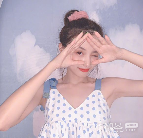 深沉洒脱佛系女生头像