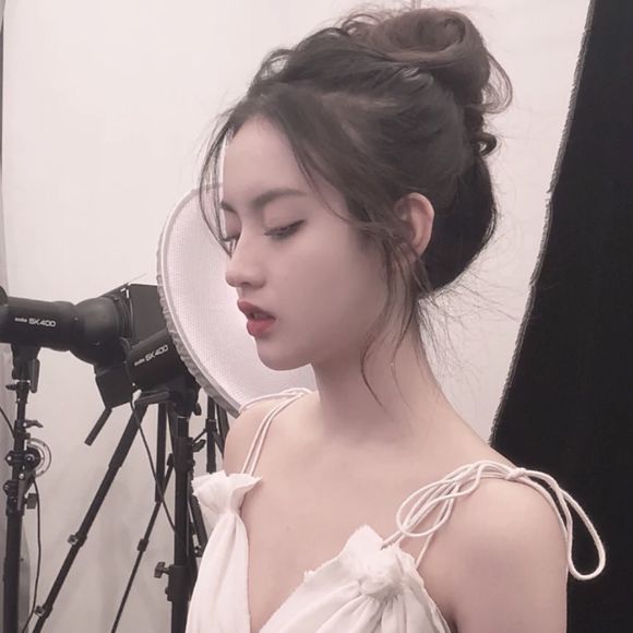 微信可爱性感女生头像