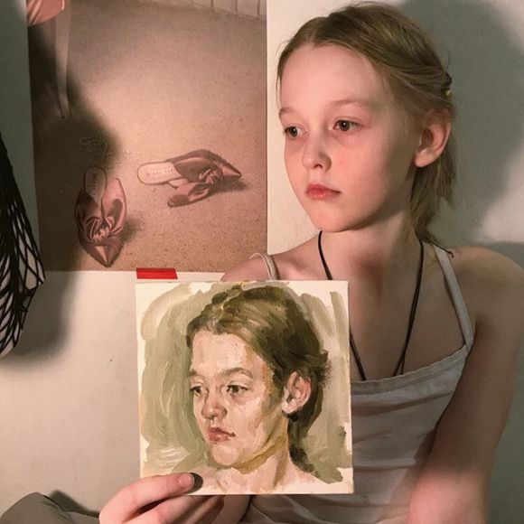 冷酷傲娇时尚女生头像