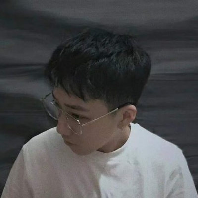 成熟帅气的微信气质男生头像