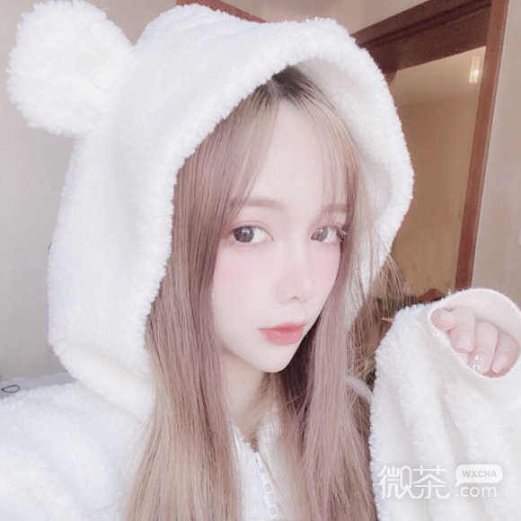 高冷软妹时尚女生头像