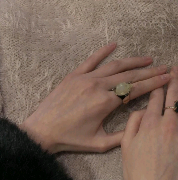 文艺时尚性感女生头像