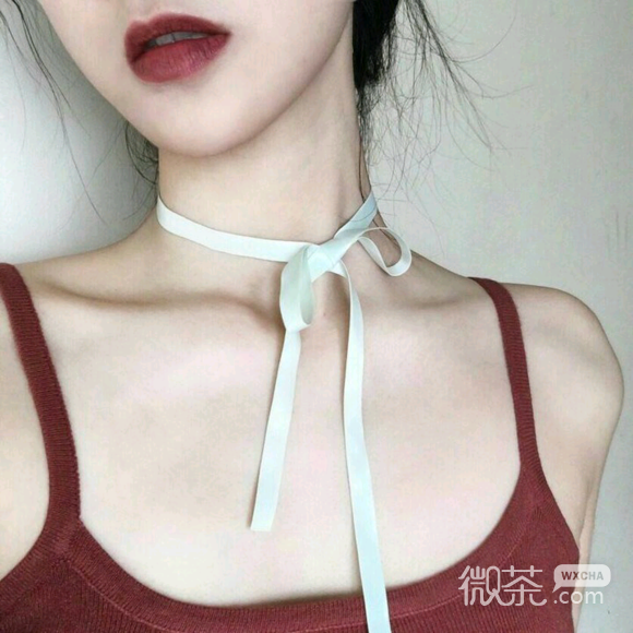 文艺时尚傲娇女生头像