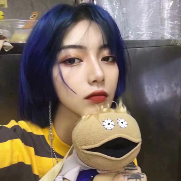 文艺成熟漂亮女生头像