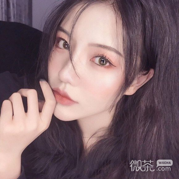 微信纯洁时尚女生头像
