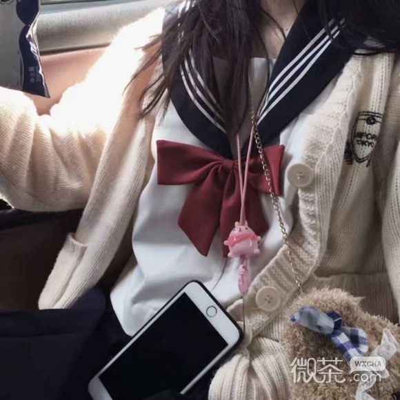 颓废时尚性感女生头像