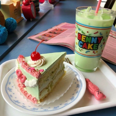 个性好看的微信彩色蛋糕头像合集