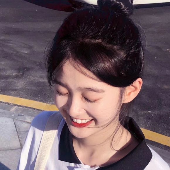 酷酷的高冷御姐女生头像