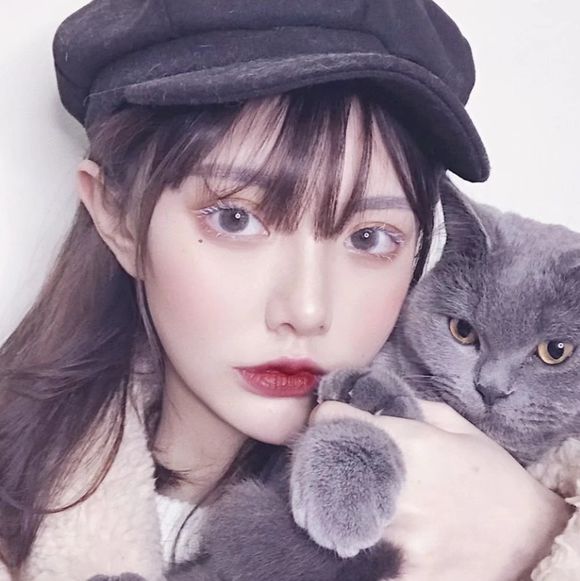 文艺成熟漂亮女生头像