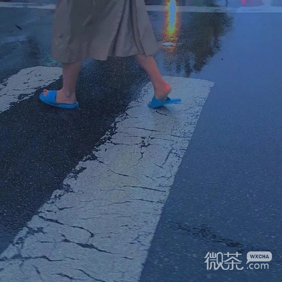 微信小清新雨景朋友圈配图