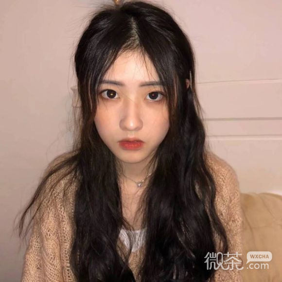 颓废时尚性感女生头像