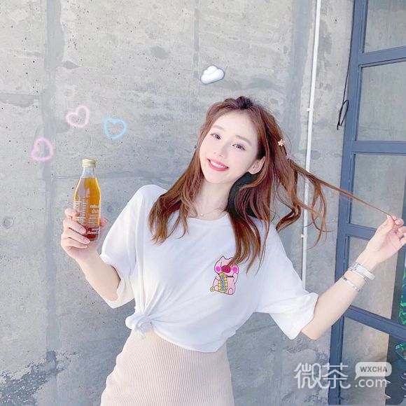 俏皮性感女生头像