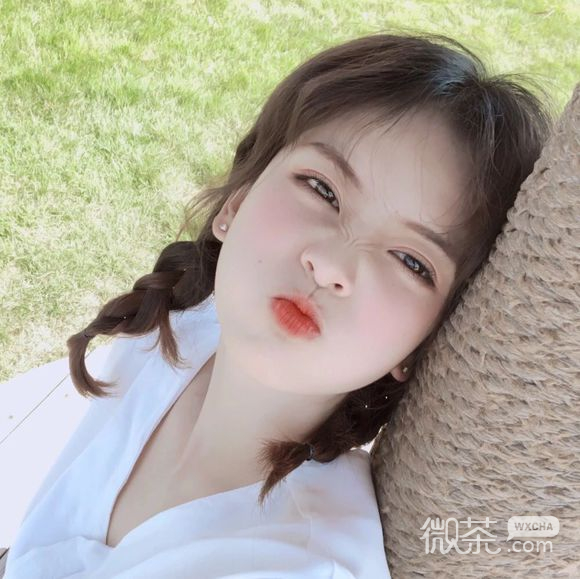 伤感长发佛系女生头像