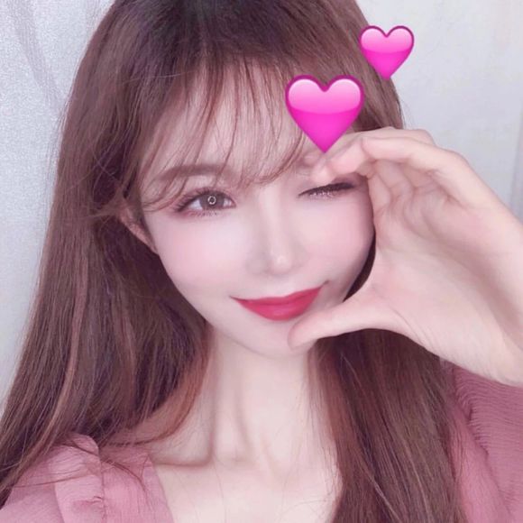 小清新粉嫩女生头像