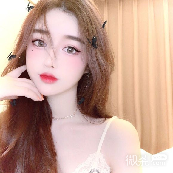 复古文艺长发女生头像