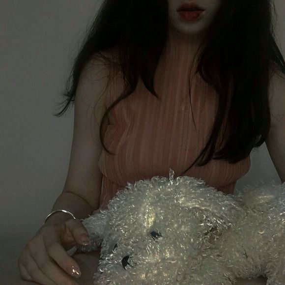 洒脱俏皮女生头像