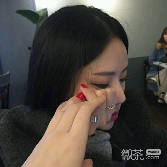 高颜值深沉网红女生头像