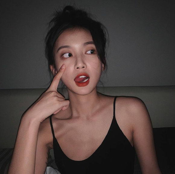 迷人性感女生头像