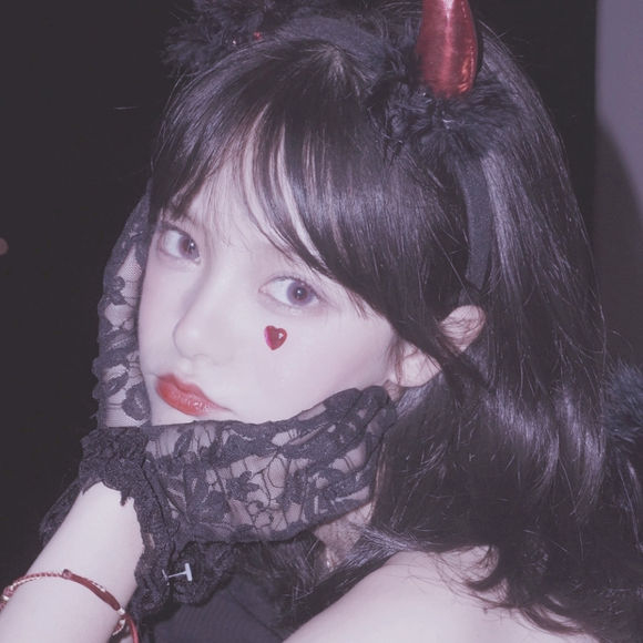 迷人性感女生头像