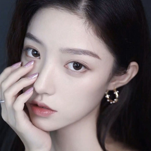 迷人性感女生头像