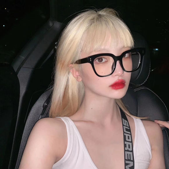 迷人性感女生头像