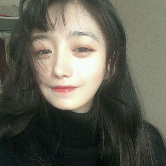 洒脱俏皮女生头像