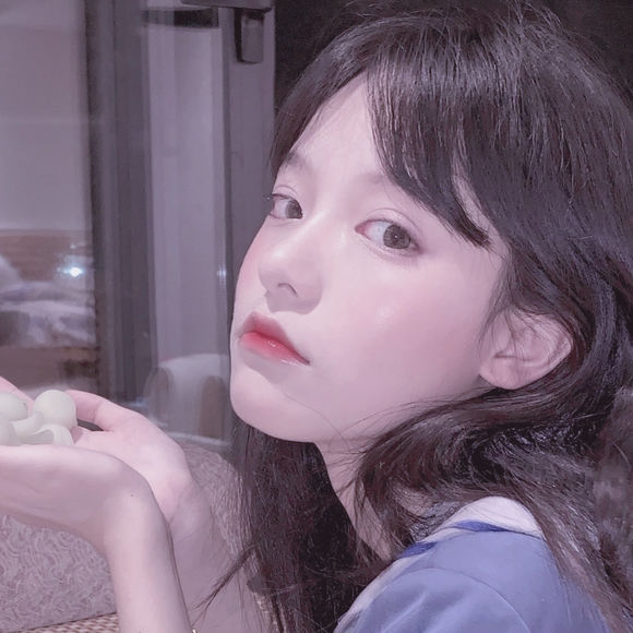 迷人性感女生头像