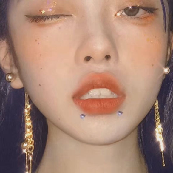 迷人性感女生头像