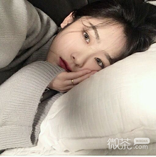 高颜值深沉网红女生头像