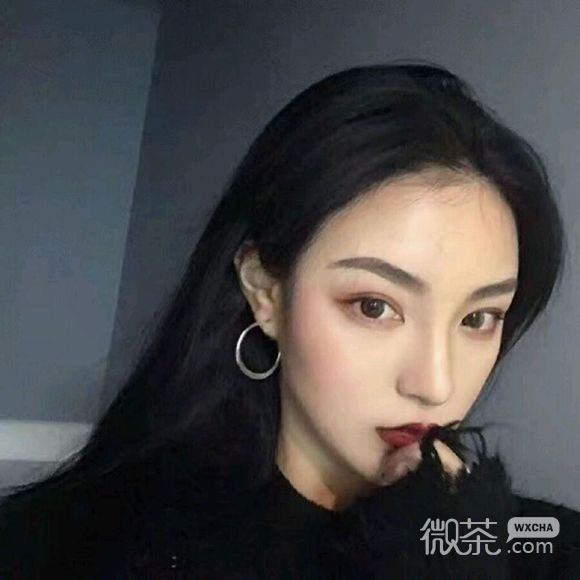高颜值深沉网红女生头像