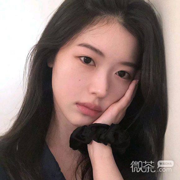 阳光冷酷性感女生头像