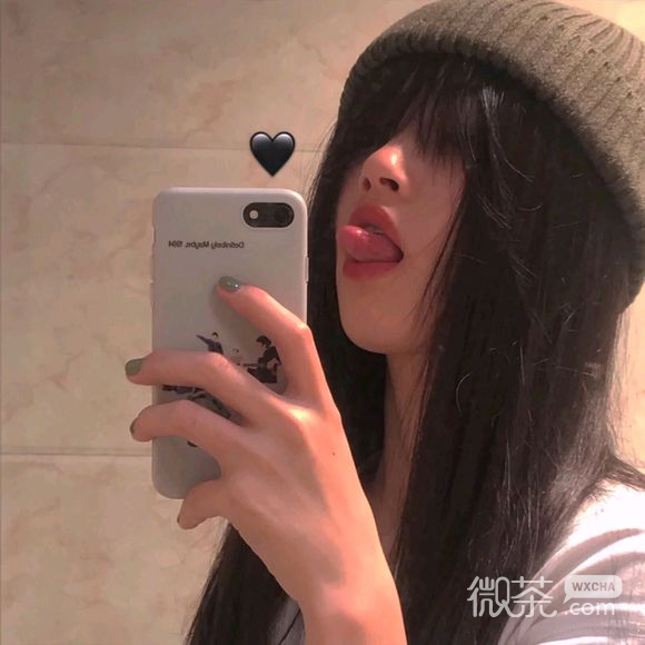 阳光冷酷性感女生头像