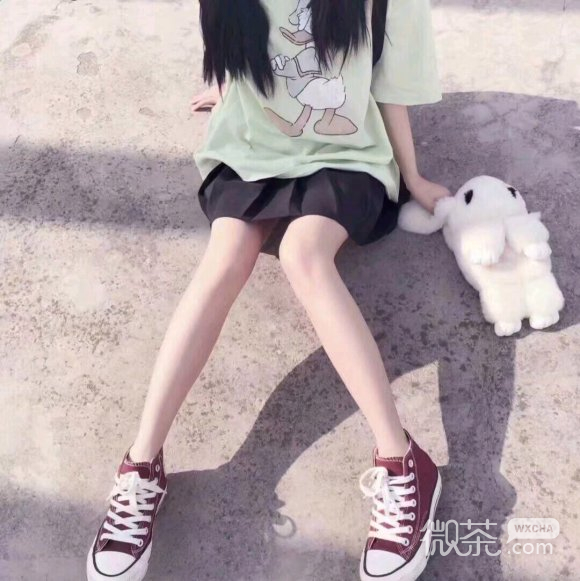 深沉成熟御姐女生头像