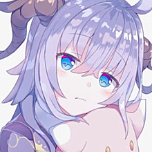 微信粉色系二次元女生头像