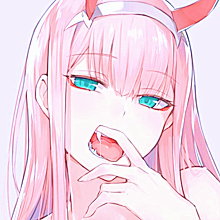微信粉色系二次元女生头像