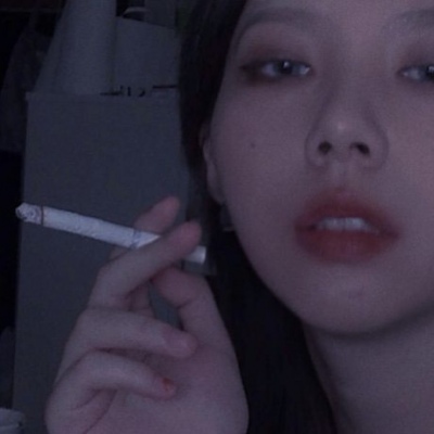 好看个性的微信高冷女生头像