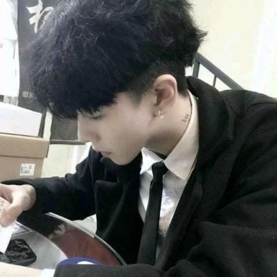 高冷帅气的微信个性男生头像