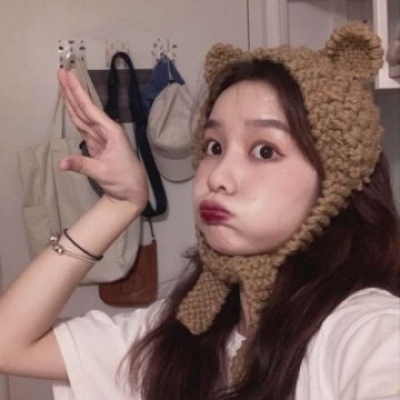 一对两张的微信唯美闺蜜女生头像