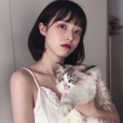 一对两张的微信唯美闺蜜女生头像