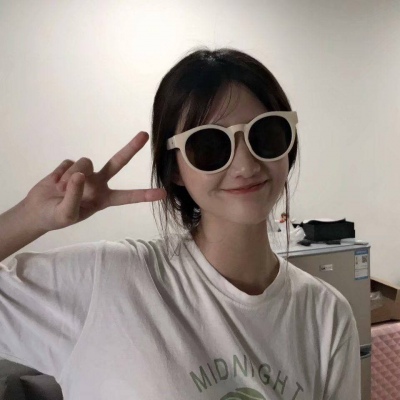 可爱迷人的微信御姐风女生头像