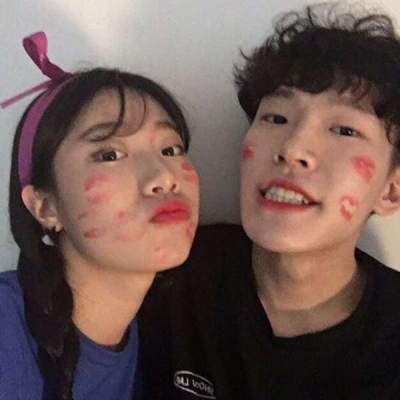 一左一右的微信唯美情侣头像合集