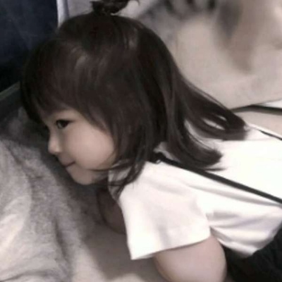 一左一右的微信唯美情侣头像合集