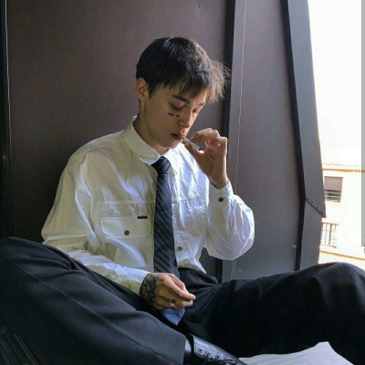 帅气有气质的微信欧美男生头像