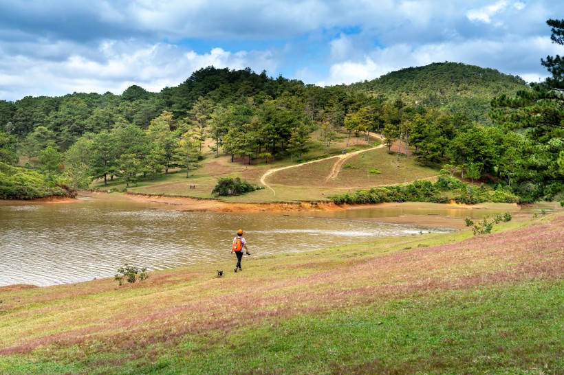 风景优美的大草原微信唯美摄影图片