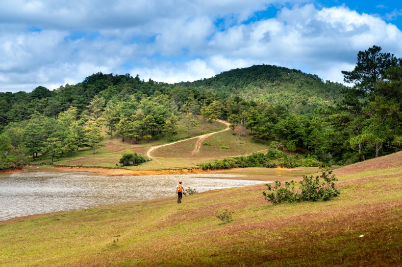 风景优美的大草原微信唯美摄影图片