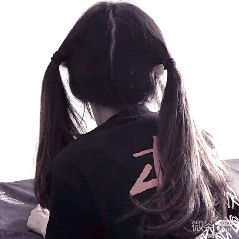 微信成熟长发女生头像